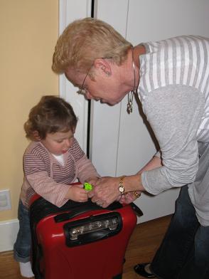 helping-safta-unpack.JPG