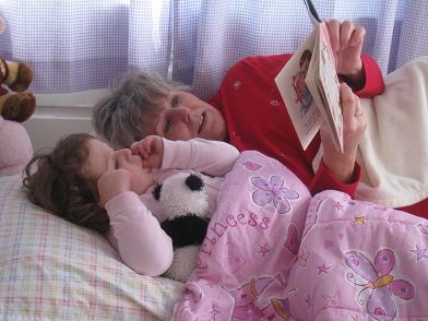 reading-with-grandma.JPG